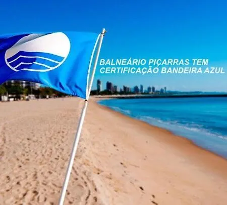 Bali Beach Home Club Rogga Beira Mar - Balneario Picarras Exterior photo